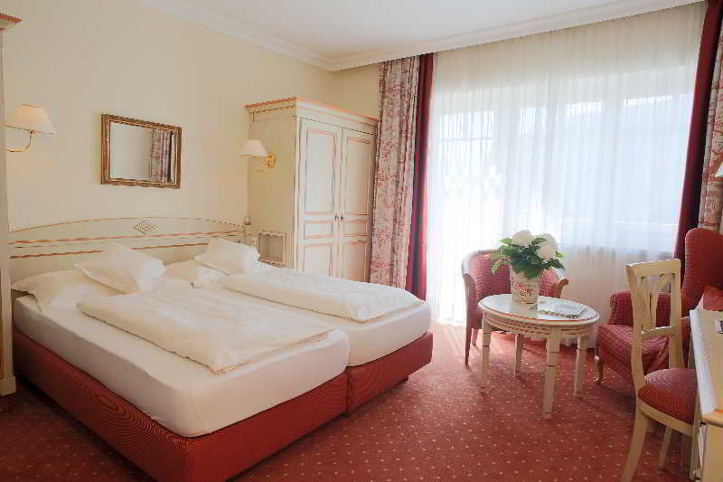 מראנו Hotel Pienzenau Am Schlosspark מראה חיצוני תמונה
